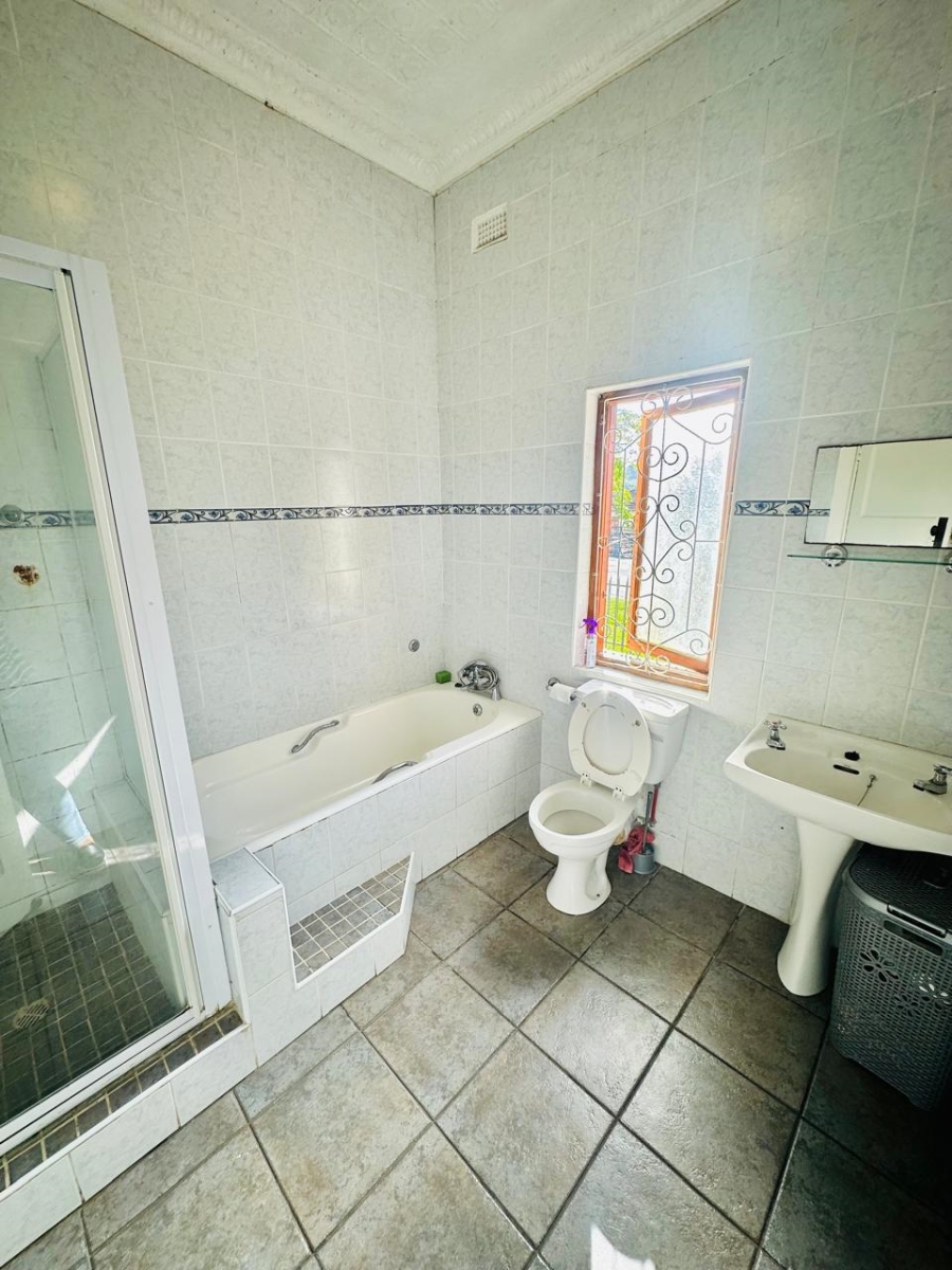 To Let 1 Bedroom Property for Rent in Berea Eastern Cape